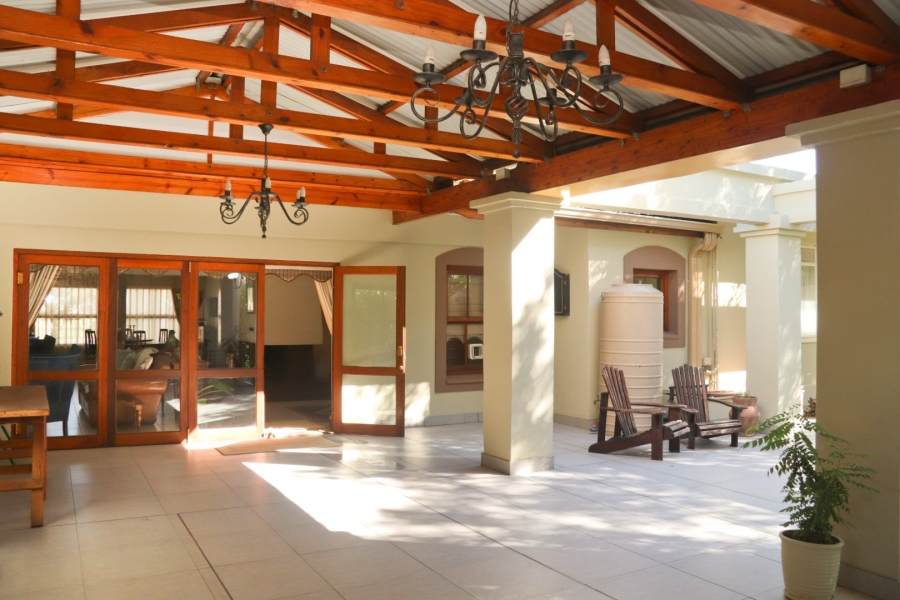 5 Bedroom Property for Sale in Senekal Free State